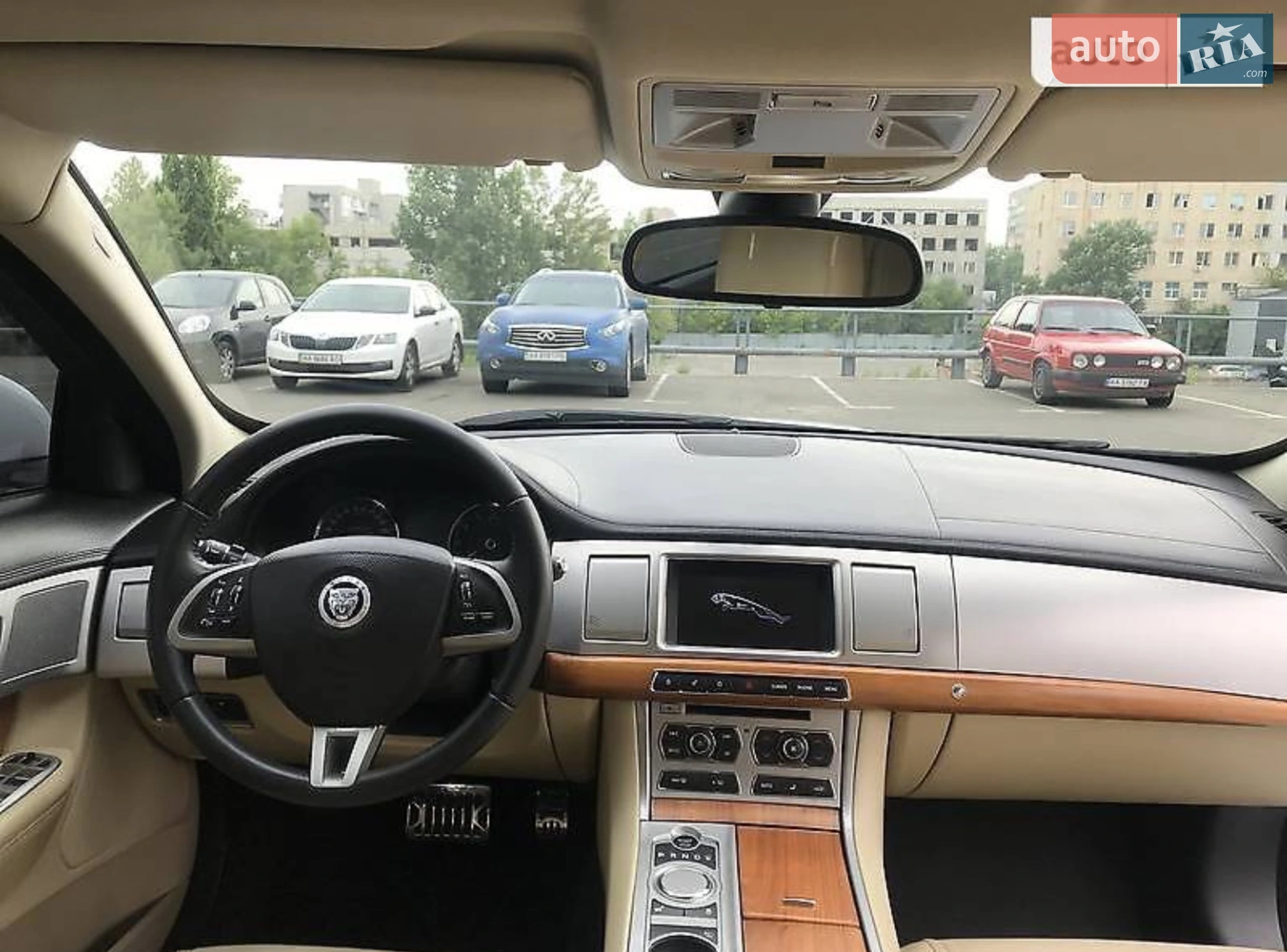 2012 Jaguar XF - мініатюра 18