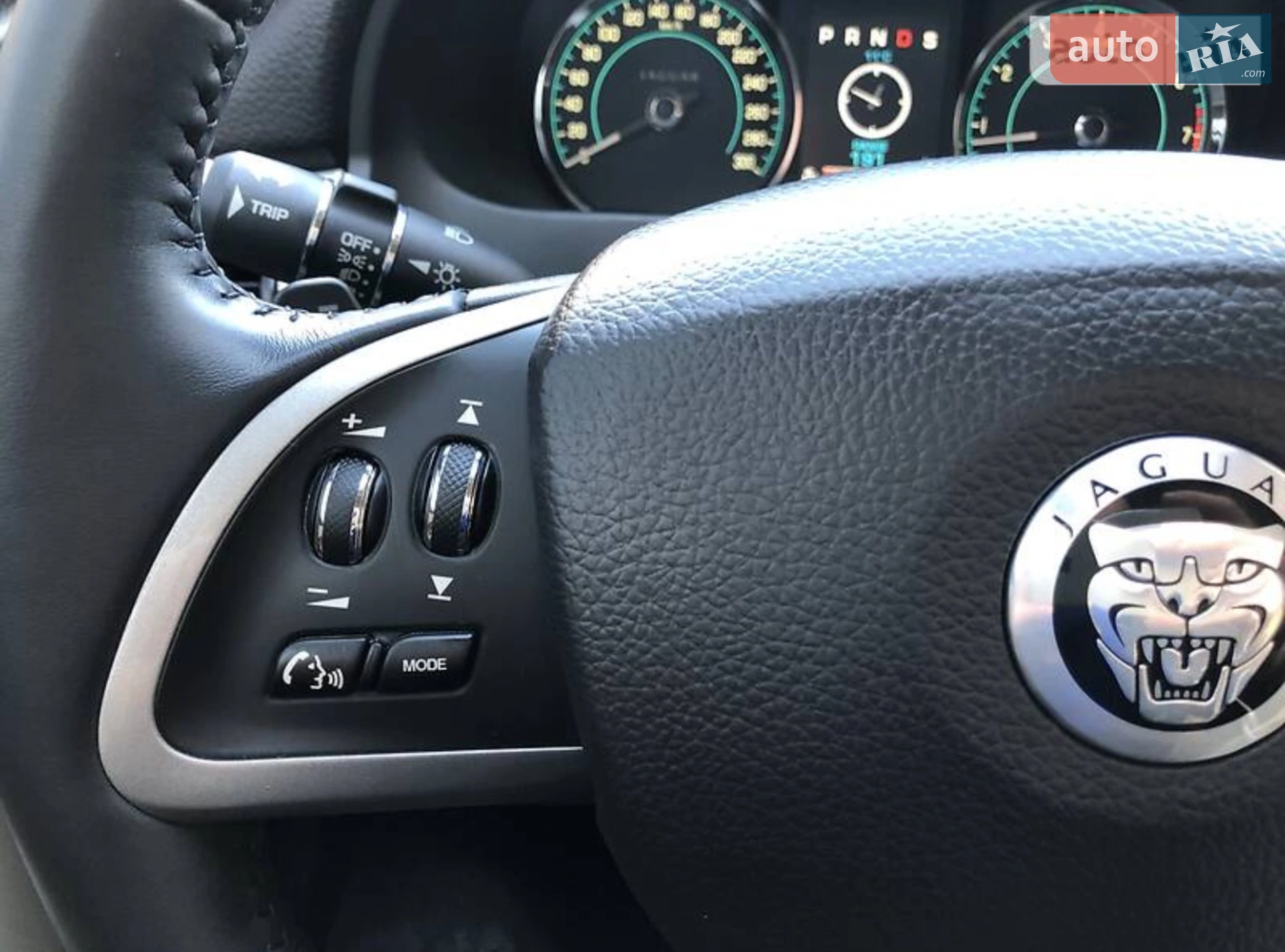 2012 Jaguar XF - мініатюра 19