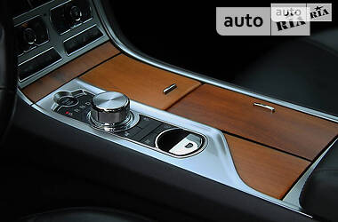 Седан Jaguar XF 2013 в 