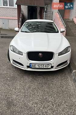 Седан Jaguar XF 2015 в Днепре