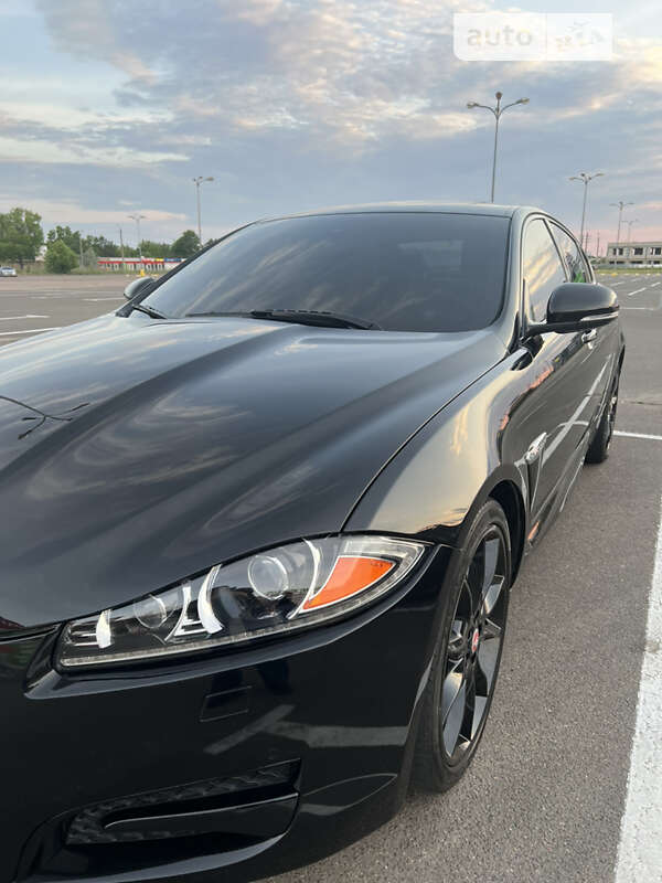 Седан Jaguar XF 2015 в Одессе