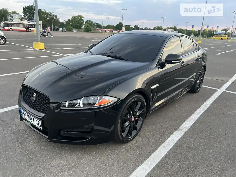 Jaguar XF