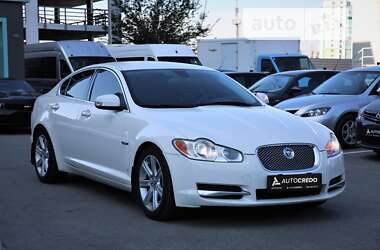 Седан Jaguar XF 2008 в 