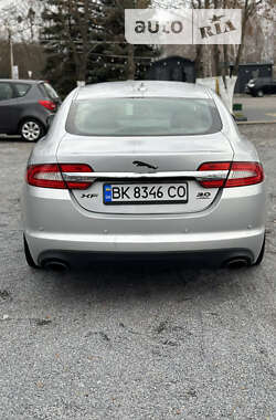 Седан Jaguar XF 2013 в Ровно