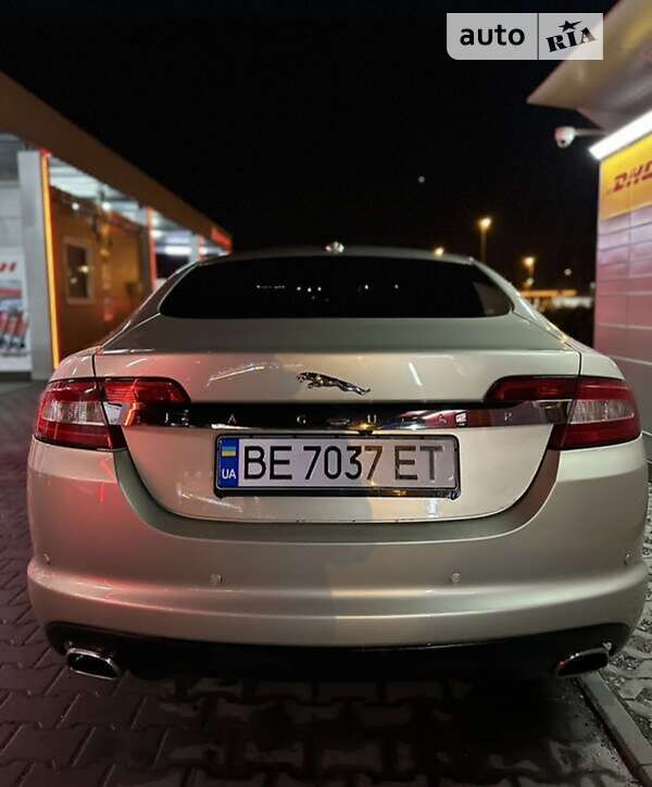 Седан Jaguar XF 2008 в Виннице