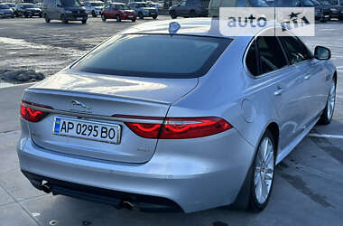 Седан Jaguar XF 2018 в Киеве