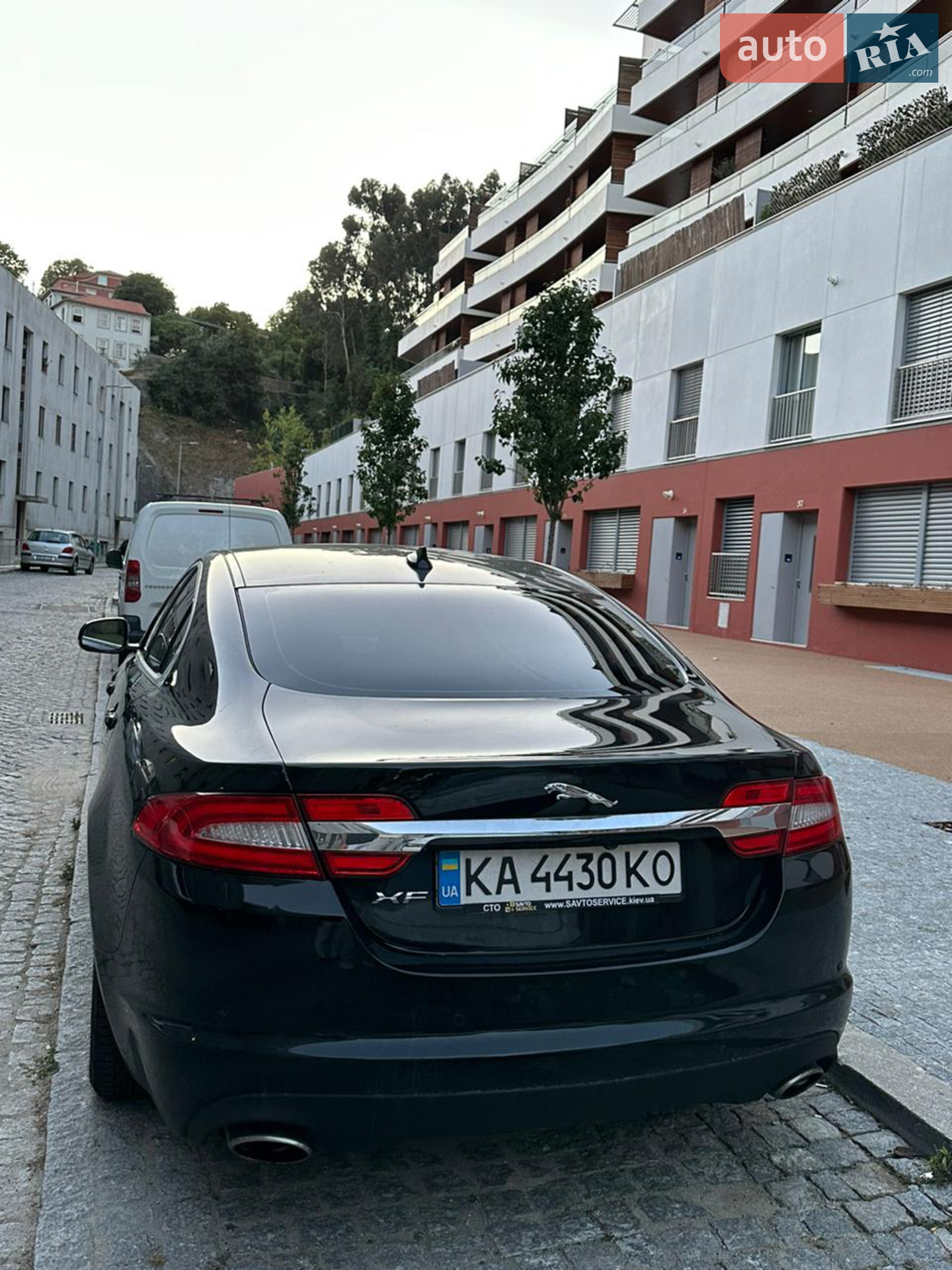2013 Jaguar XF - мініатюра 2