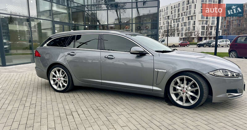Універсал Jaguar XF 2014 в Ужгороді