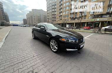 Седан Jaguar XF 2014 в Києві