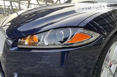 Седан Jaguar XF 2014 в Львове