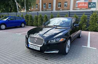 Седан Jaguar XF 2015 в Черкасах