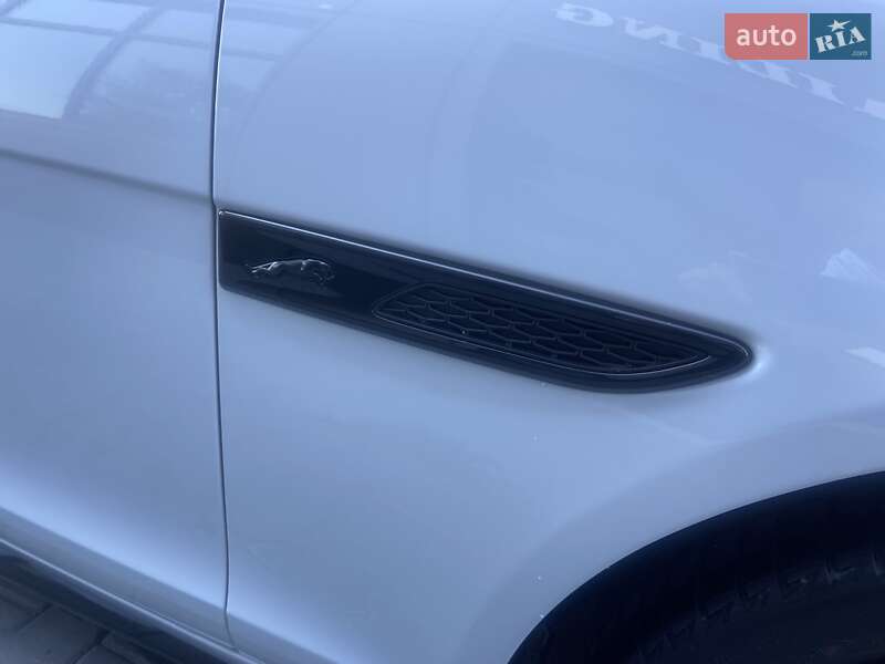 Седан Jaguar XF 2021 в Тернополе
