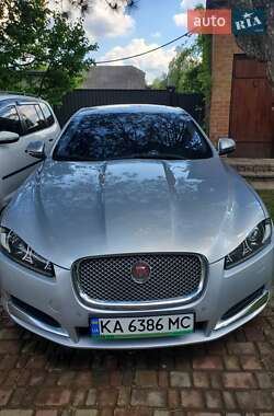Седан Jaguar XF 2014 в 