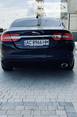 Седан Jaguar XF 2014 в Луцьку