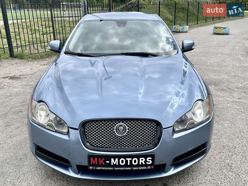 Седан Jaguar XF 2008 в Києві