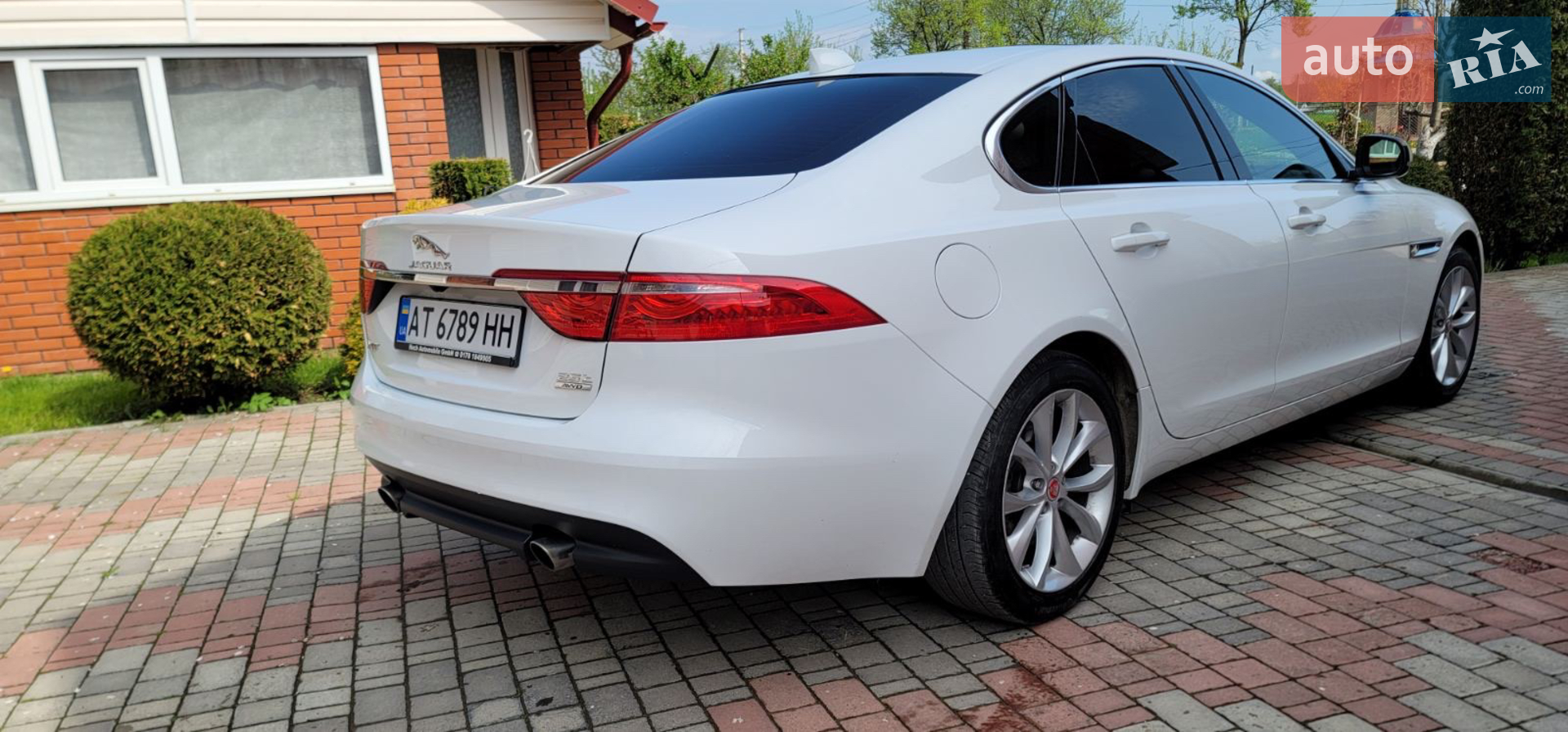 2018 Jaguar XF - мініатюра 3