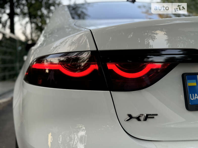 Седан Jaguar XF 2016 в Коломые фото 13 Седан Jaguar XF 2016 в Коломые
