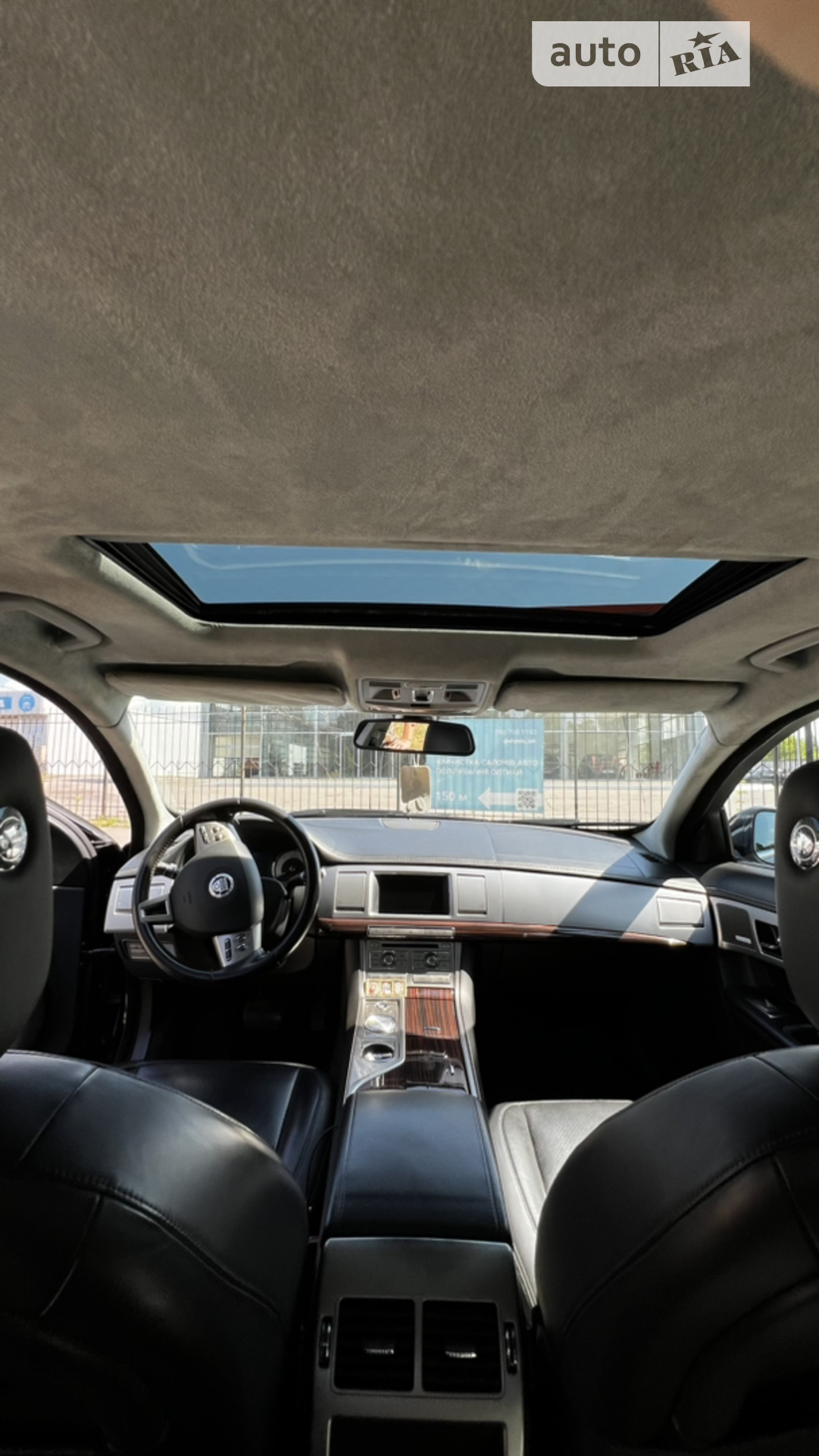 2010 Jaguar XF - мініатюра 6