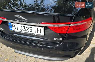 Седан Jaguar XF 2016 в Полтаве