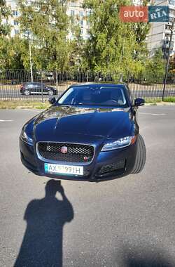 Седан Jaguar XF 2015 в Киеве