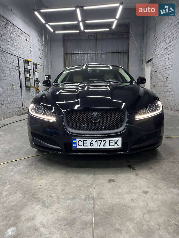 Jaguar XF 2012