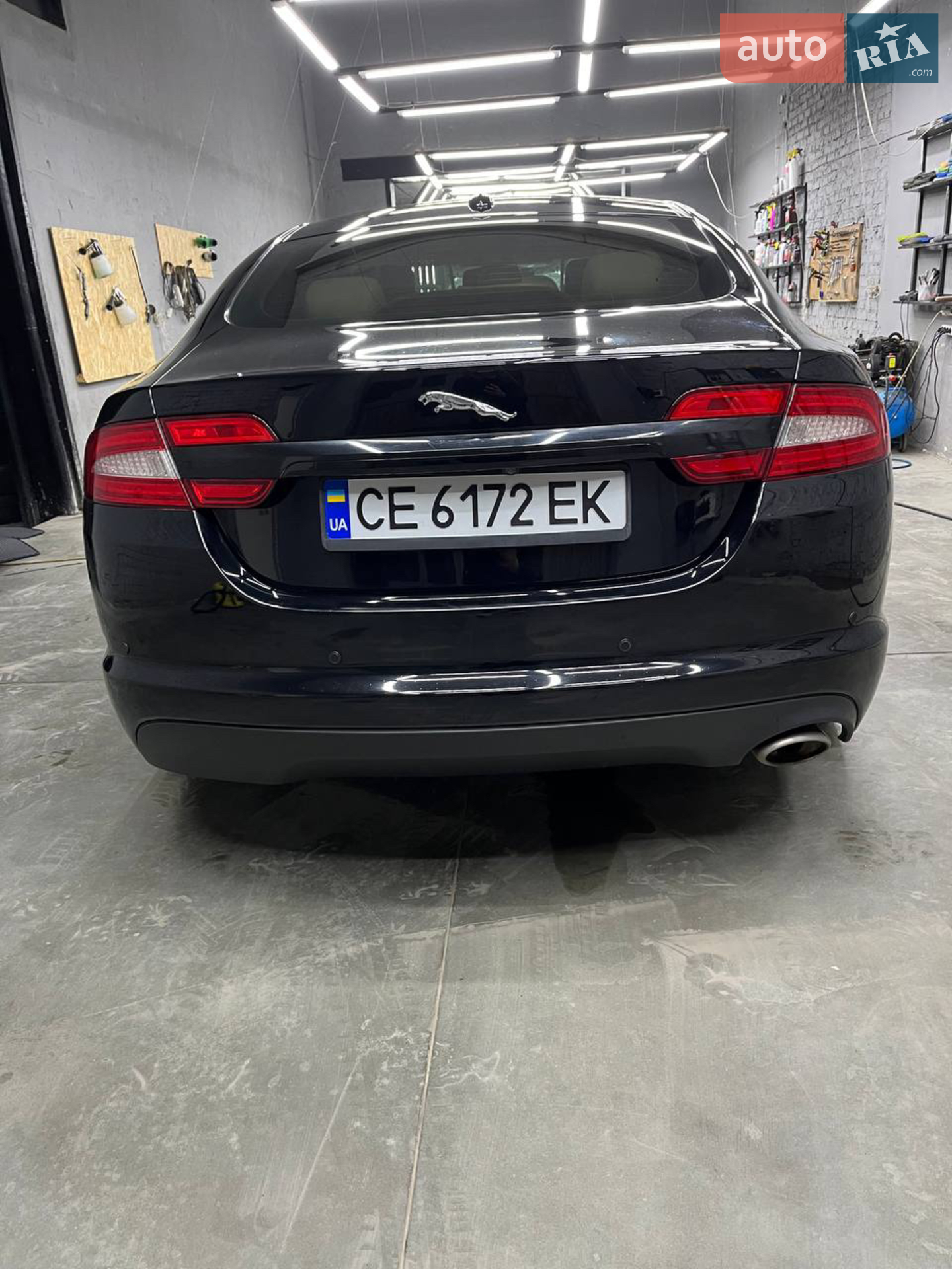 2012 Jaguar XF - мініатюра 2