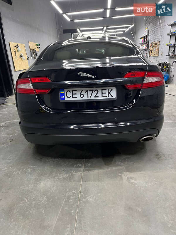 Седан Jaguar XF 2012 в Камне-Каширском
