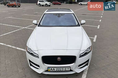 Седан Jaguar XF 2016 в Києві