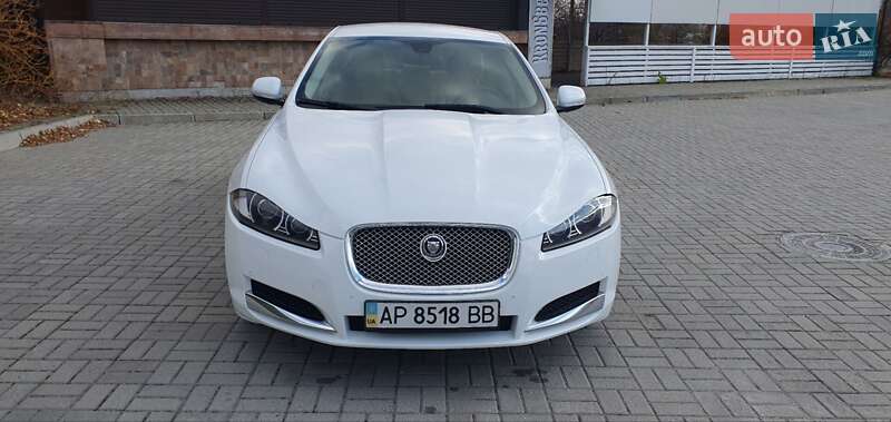 Седан Jaguar XF 2013 в Запорожье