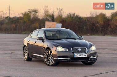 Седан Jaguar XF 2008 в Ужгороде