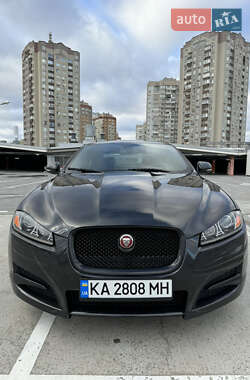 Седан Jaguar XF 2015 в Києві