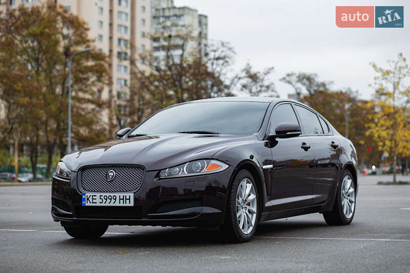 Jaguar XF 2013