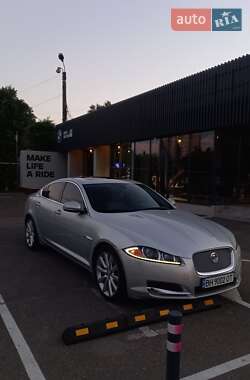 Седан Jaguar XF 2014 в Одесі