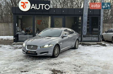 Седан Jaguar XF 2013 в Львові