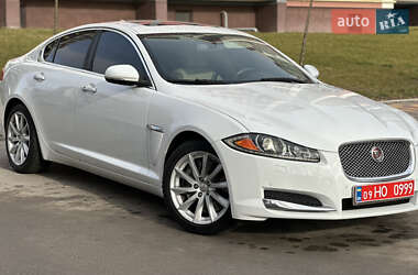 Седан Jaguar XF 2015 в Тернополе