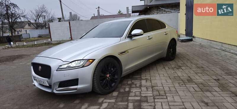 Седан Jaguar XF 2016 в Новомосковске фото 3 Седан Jaguar XF 2016 в Новомосковске