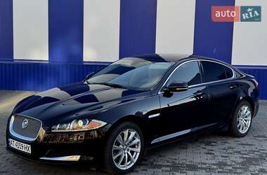 Седан Jaguar XF 2012 в Калуші