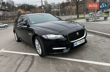 Универсал Jaguar XF 2019 в 
