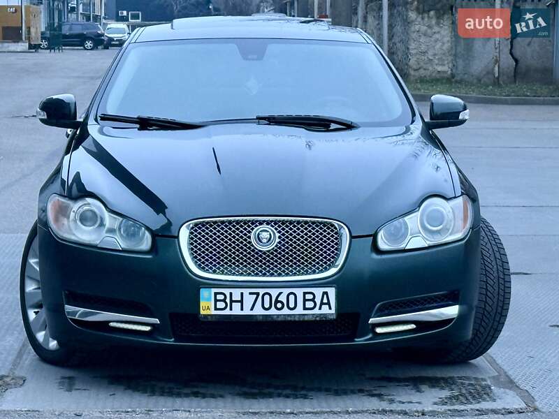 Седан Jaguar XF 2009 в Одессе