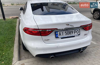 Седан Jaguar XF 2016 в Белогородке