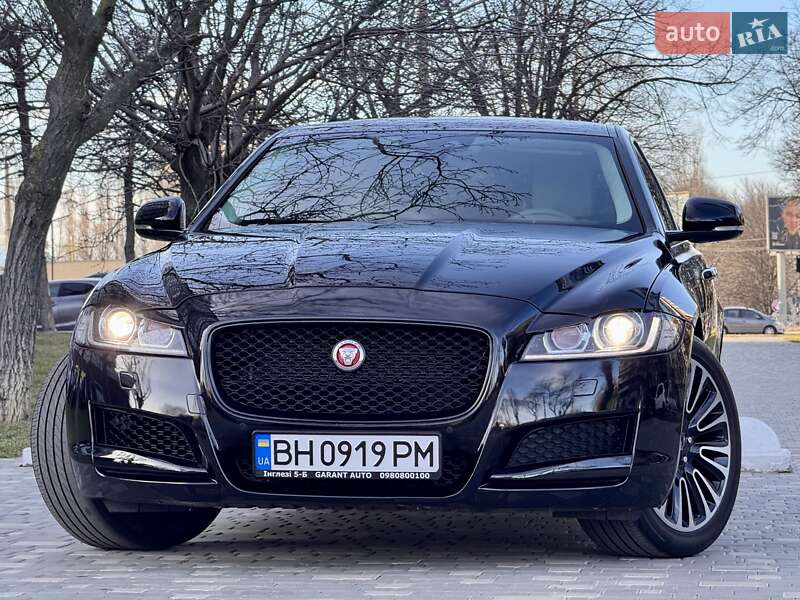 Седан Jaguar XF 2019 в Одессе