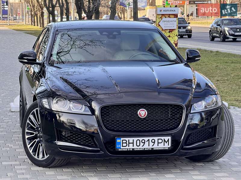 Седан Jaguar XF 2019 в Одессе