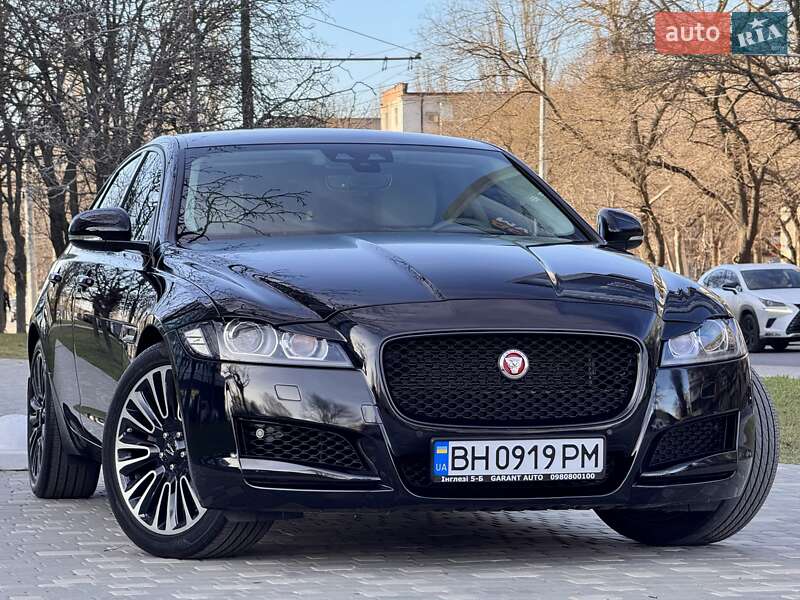Седан Jaguar XF 2019 в Одессе