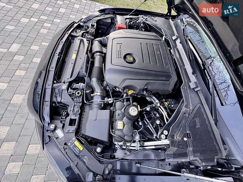 Седан Jaguar XF 2019 в Одессе