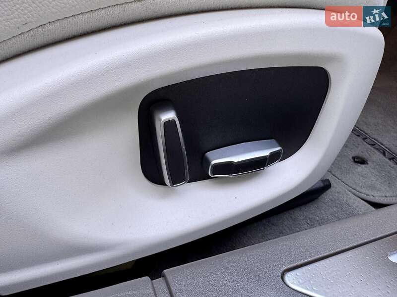 Седан Jaguar XF 2019 в Одессе