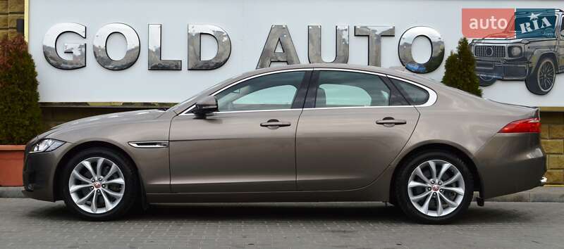 Седан Jaguar XF 2016 в Одессе