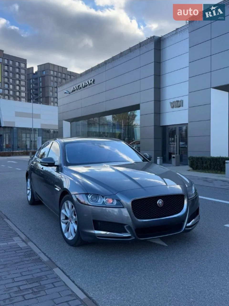 2018 Jaguar XF - мініатюра 15