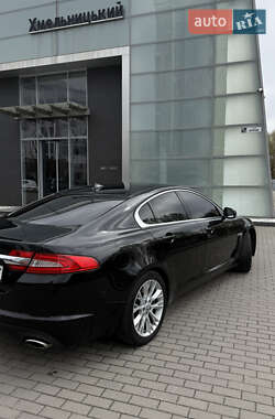 Седан Jaguar XF 2014 в 