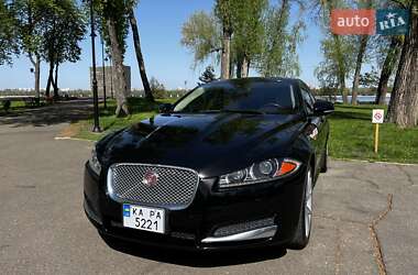 Седан Jaguar XF 2014 в 