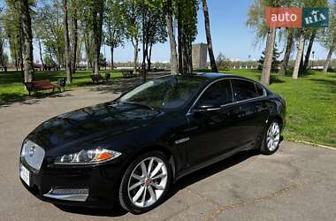 Седан Jaguar XF 2014 в 